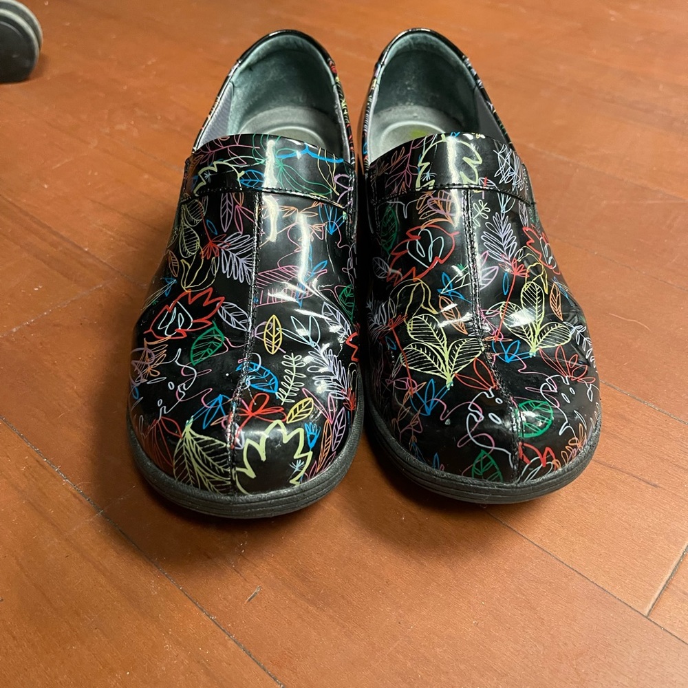 Dansko Work Wonders nursing shoes 41